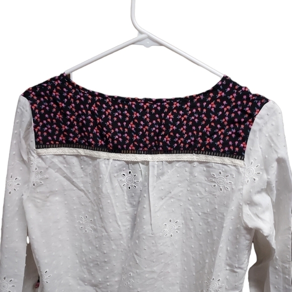 Matilda Jane long Sleeve white eyelet top roses on top xs - Picture 6 of 11